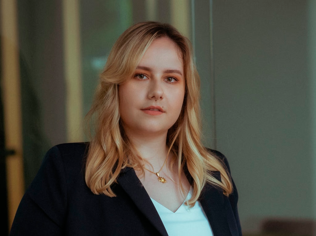 Alina Sysoeva Senior Financial PR Account Manager at Drofa Comms